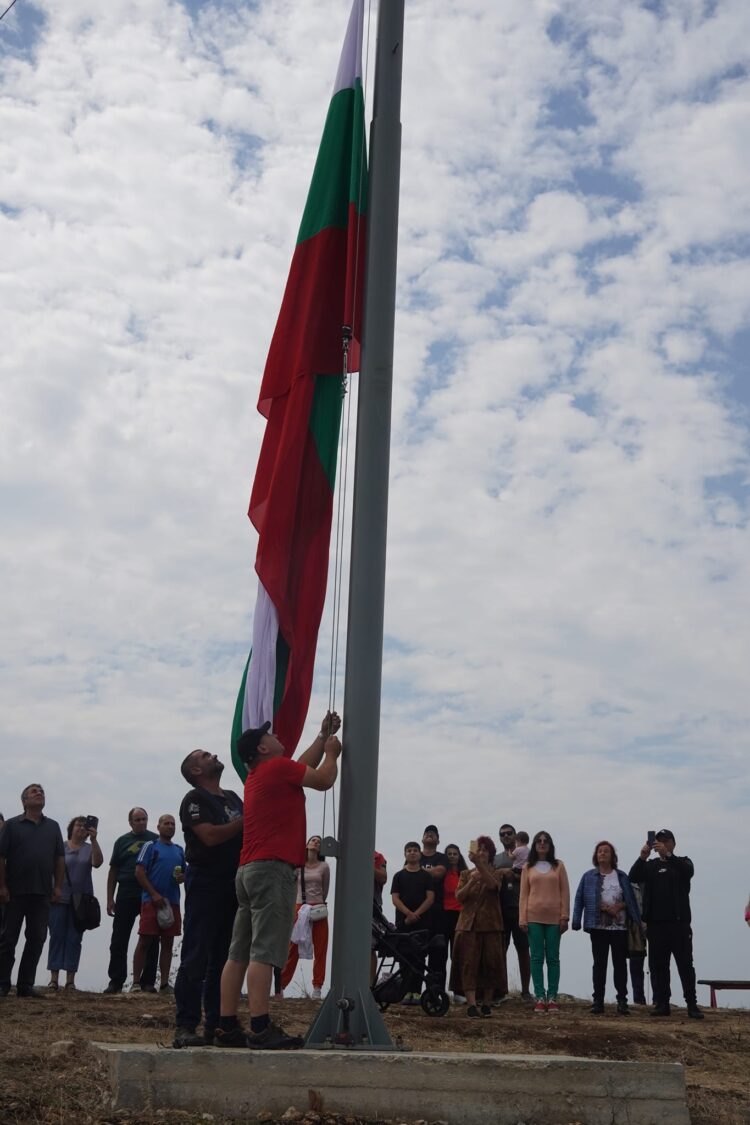 Крушевци по нетрадиционен и атрактивен начин отбелязаха Деня на Съединението
