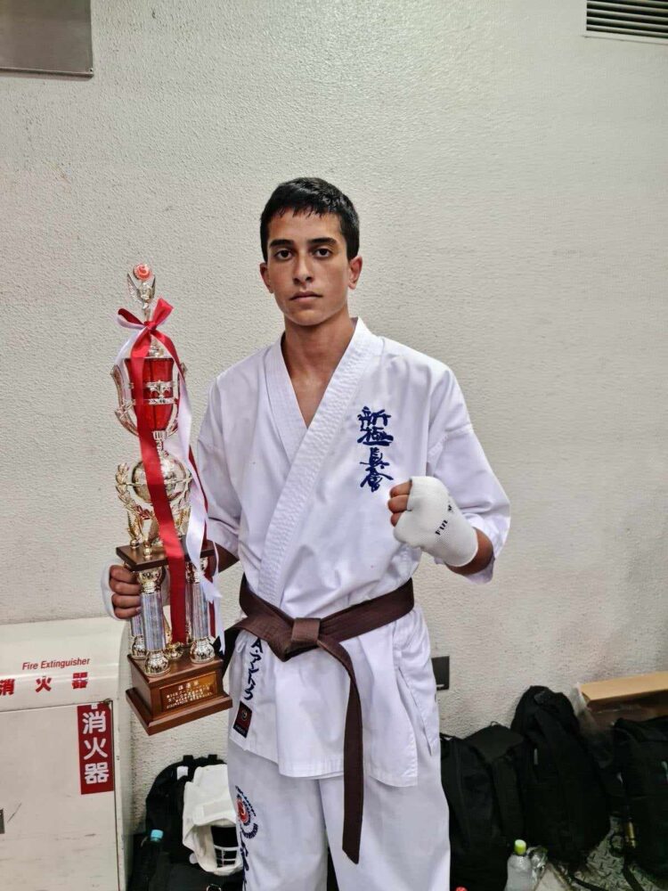 В Япония каратеките ни тренираха с президента на Световната федерация