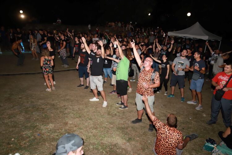 Две нощи древната крепост “Хоталич” беше подвластна на Краля Рок