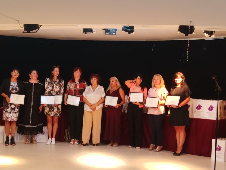 Награда за Ивелина Колева от ПГМЕТ на Десетия международен конкурс на СБУ