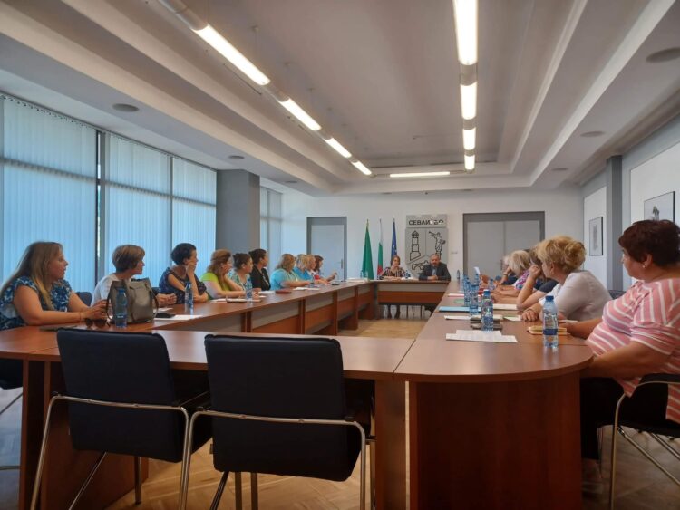 Учебните заведения са готови да посрещнат своите възпитаници на 15 септември