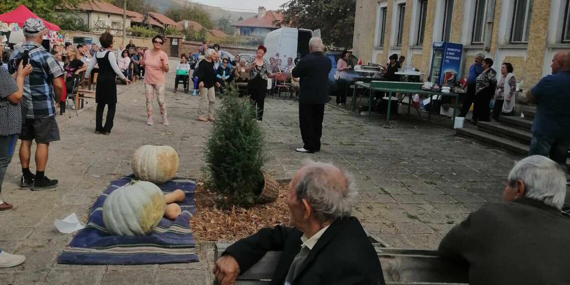 И в Богатово празнуваха на Петковден