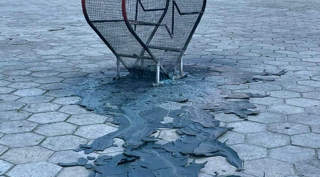 Порицание по радиото и общественополезен труд за мъжа, запалил сърцето за капачки в Сенник