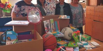 „Невероятните Българки в Илинойс“ правят дарения за деца в България