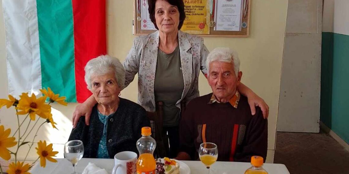 80-годишен юбилей празнува Стойчо Кючуков от Градище, от читалището в селото го изненадаха с мило тържество