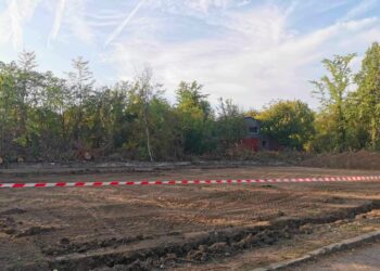 Община Севлиево започна изграждането на открит тенис корт