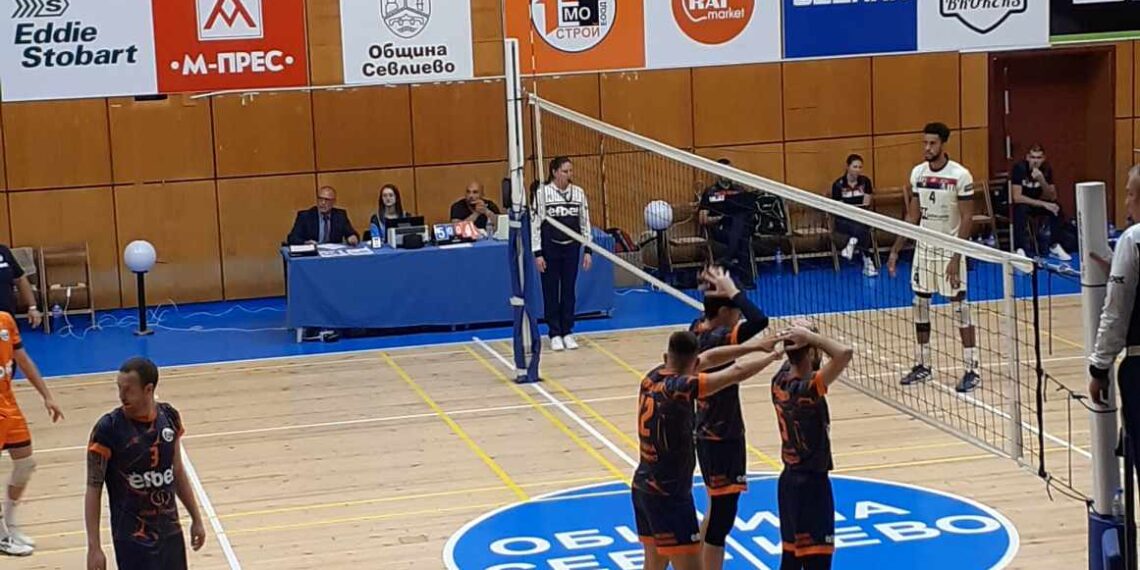 На старта новакът ВК “Раковски” загуби от куп национали