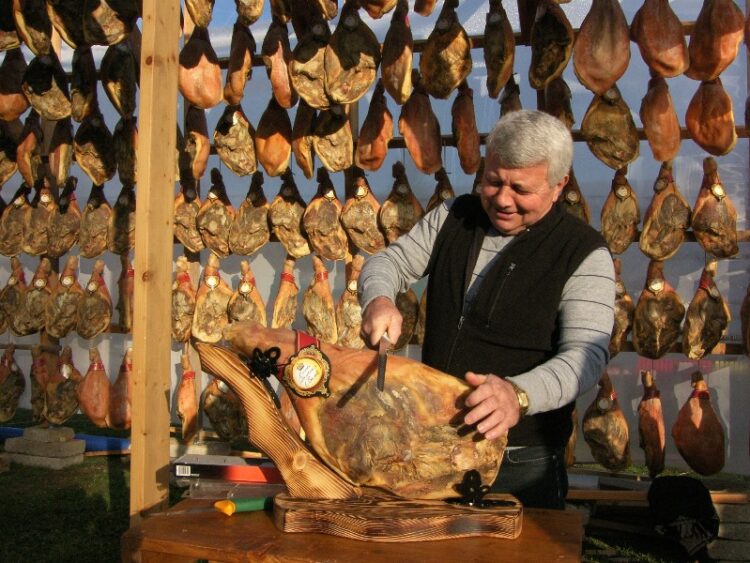 Празник на Еленския бут 2023 за десети път от 10 до 12 ноември в град Елена