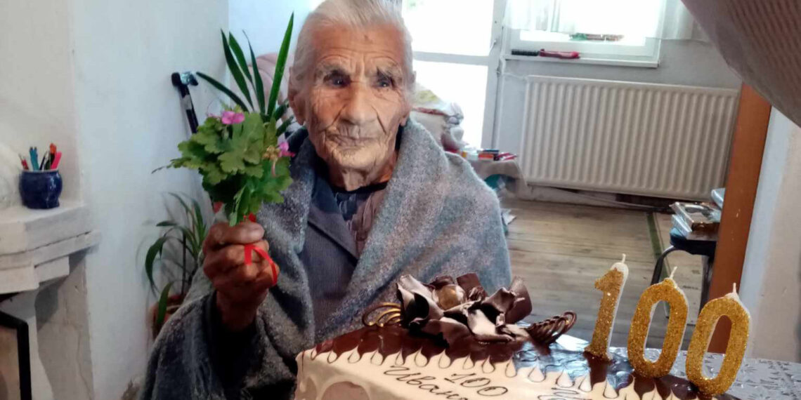 На 100 години стана Иванка Рачева от Градище