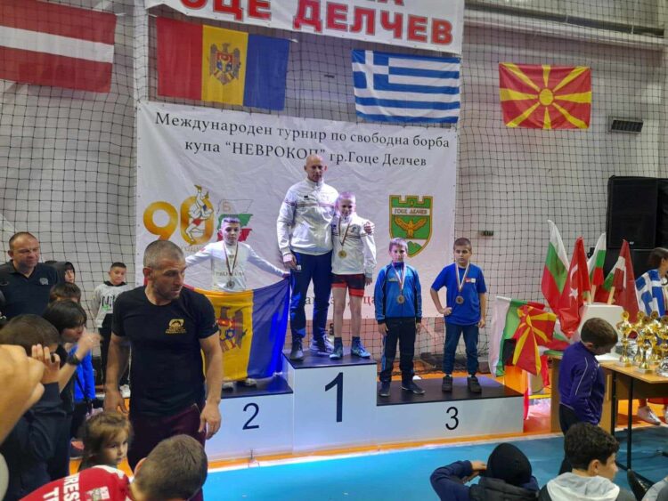 Наш борец – единственият българин в призовата тройка на Международен турнир