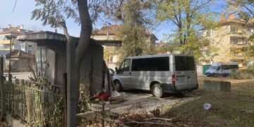 Оказва се, че за бездомните кучета има закон, който ги защитава, но за нахапаните от тях граждани – няма?