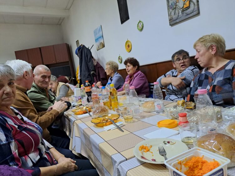 Пътуващите пенсионери закриха екскурзионната година