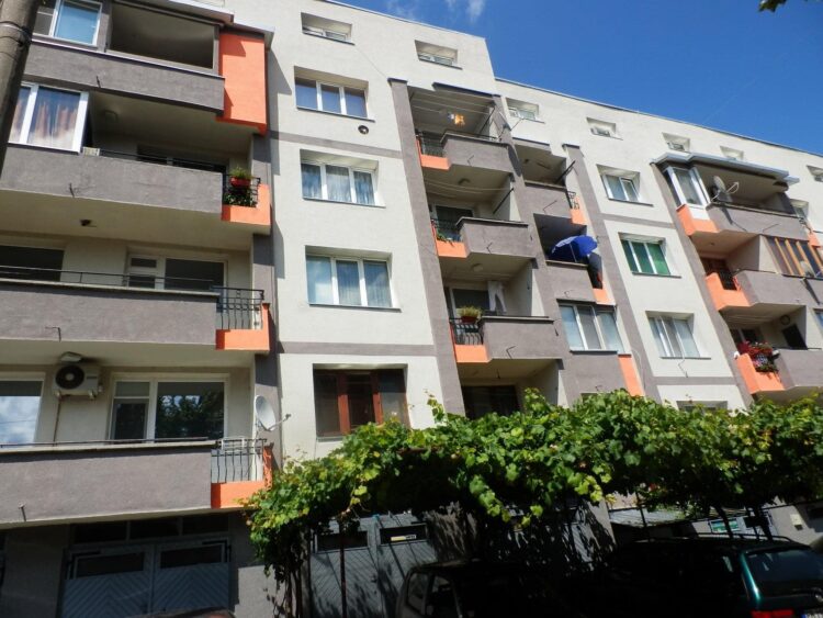 Над 40 са санираните многофамилни жилищни и обществени сгради в Севлиево