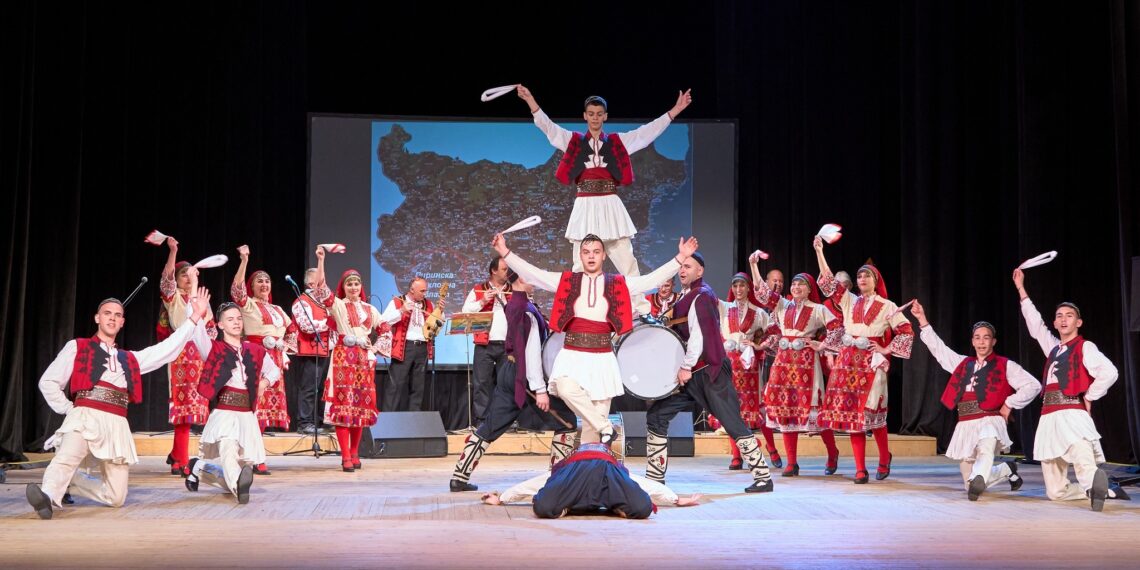 Ансамбъл “Развитие” с покана да представи българския фолклор в САЩ