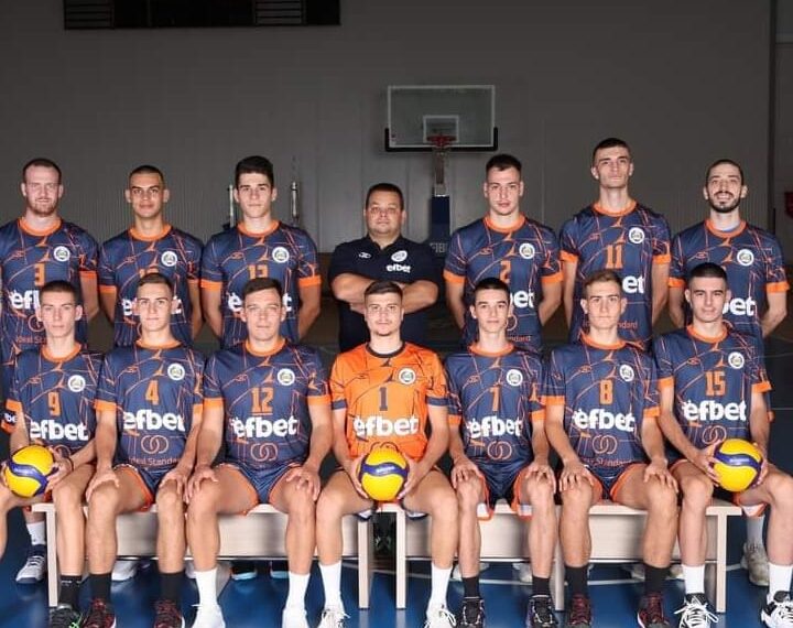 Волейболният “Раковски” се даде на ЦСКА