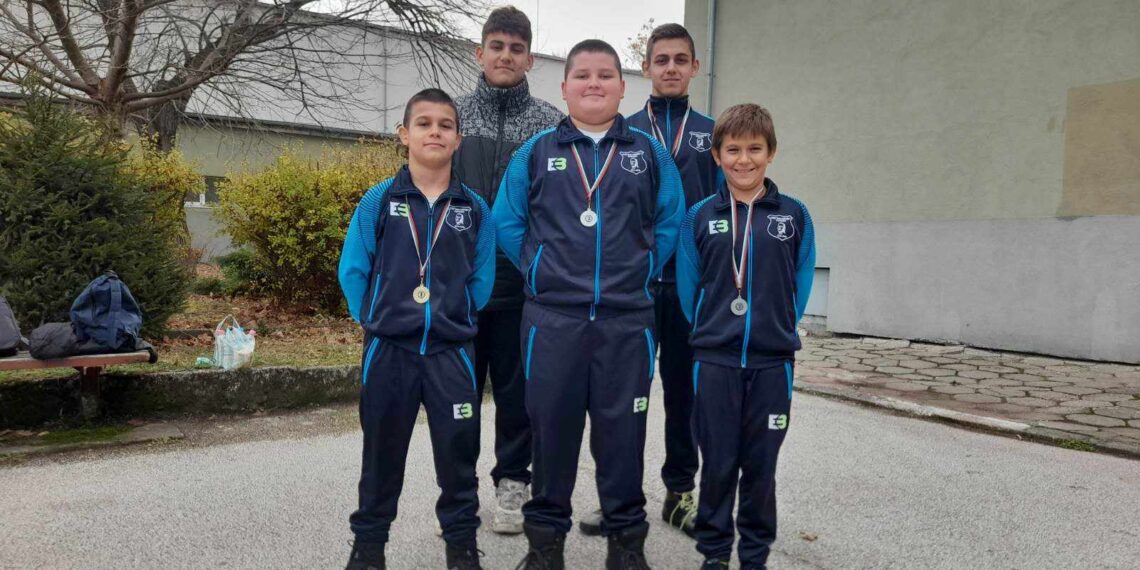 Пак “отличен” за борците, сега от “Силистренска надежда”