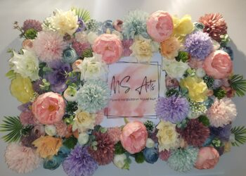 Коледно настроение в магазина на Мартина и Светлана “MS Arts”