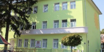 Центърът за превенция към ДК “Йовко Йовков” извършва корекционно-възпитателна дейност с малолетни и непълнолетни