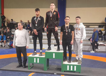 Първи медал в борбата за 2024-а, трима с първи победи при мъжете