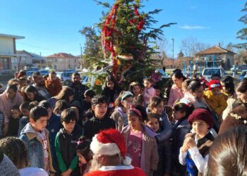 С празнично настроение жителите на с.Душево посрещнаха Коледа и изпратиха 2023 г.