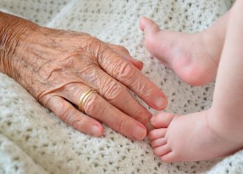 В неделя е Бабинден по стар стил, вижте какво се прави на празника