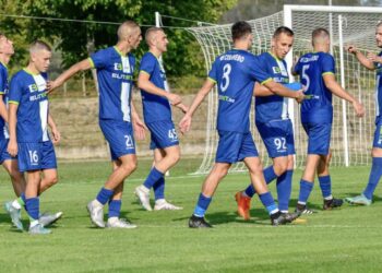 Новите вкарват за 4:0 над втория тим на “Етър”