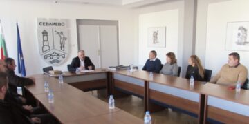 Д-р Иван Иванов представи инвестиционната програма на Общината пред строители от Севлиево  и региона