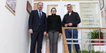 Кметът посети обновената Детска школа по изкуствата при НЧ “Развитие-1870”, обеща подкрепа за развитието на таланта