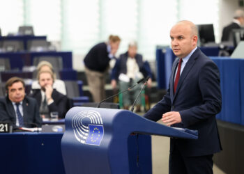 Илхан Кючюк предлага ЕС да има пратеник по въпросите за антисемитизма и ислямофобията