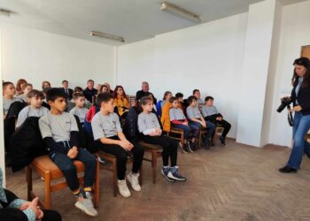 Малките полицаи от ОУ “Стефан Пешев” участваха в открит урок