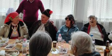 Цар на лозята избраха в Ловнидол, с конкурс за вино, песни и танци отбелязаха Зарезан