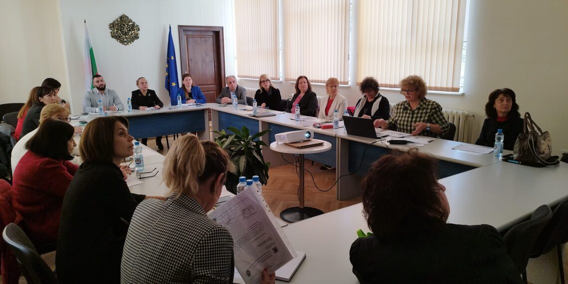 35 паралелки за VIII клас ще бъдат разкрити в областта за новата учебна година