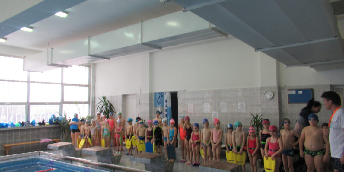 Емоции и добри резултати за плувците от “Викинг”