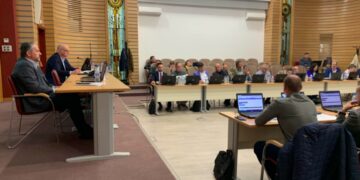 Единодушно общинските съветници приеха декларация против разполагането на площадка за отпадъци в м. Скъсаното