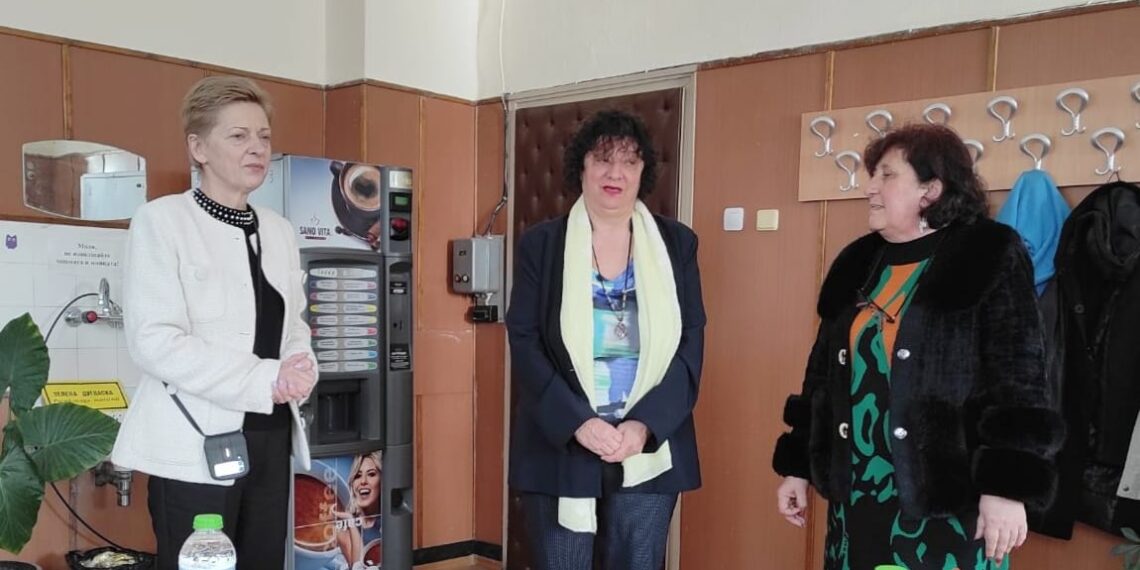 Инж. Наталия Иванова е новият директор на ПГ “Марин Попов”