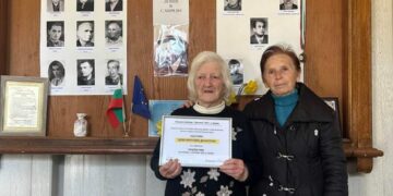 Почетен член на читалището в Хирево стана самодейката Цона Димитрова