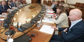 Изграждат Национална информационна система за защита от домашното насилие