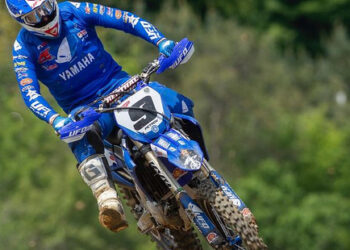 Петър Петров със силен старт в Харфсен