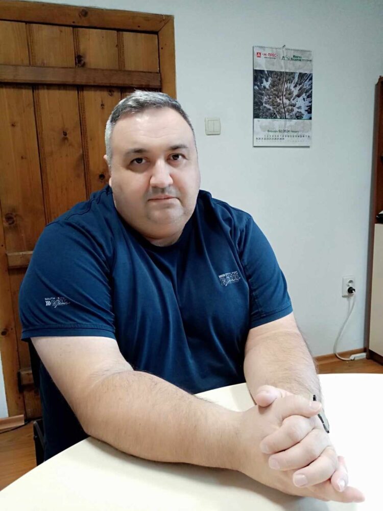 История за паметника на коня Банник в Севлиево