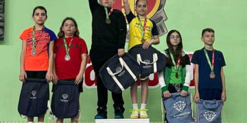 “Златна” Мария Вълчева в ДЛШ по бадминтон