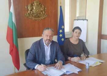 Кметът д-р Иванов подписа в МРРБ първите споразумения за финансиране на четири проекта