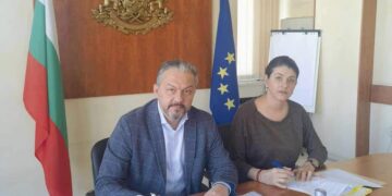 Кметът д-р Иванов подписа в МРРБ първите споразумения за финансиране на четири проекта