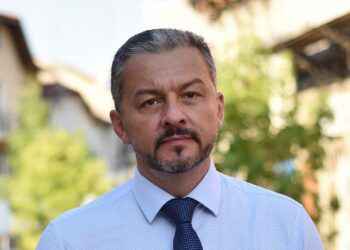 Д-р Иванов: “Има готовност да започне  реконструкцията на водопроводите в града, за тях има избран изпълнител”