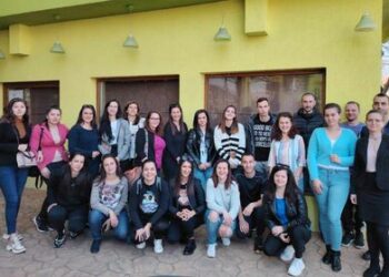 Клуб “Млад учител” към Синдиката на българските учители е учреден в Севлиево