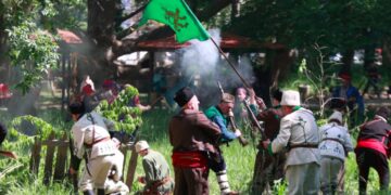 Със зрелищна възстановка в парк „Черничките“ Севлиево отбеляза 148 години от Априлското въстание