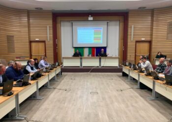 Общинският съвет заседава във вторник по 20 точки