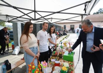 Младите учители с принос към новия живот