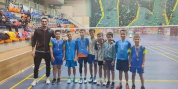 Отличия в бадминтона от “Млади таланти”