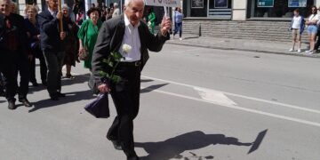 Един затрогващ миг от габровското шествие за 24 май обиколи агенциите