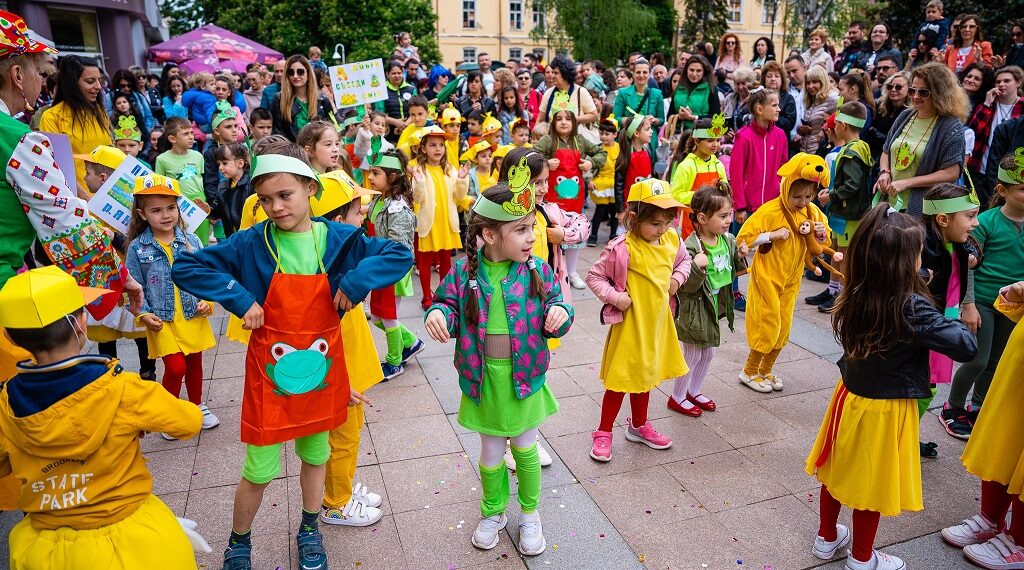 Карнавал Габрово 2024 започва със забавления и за децата